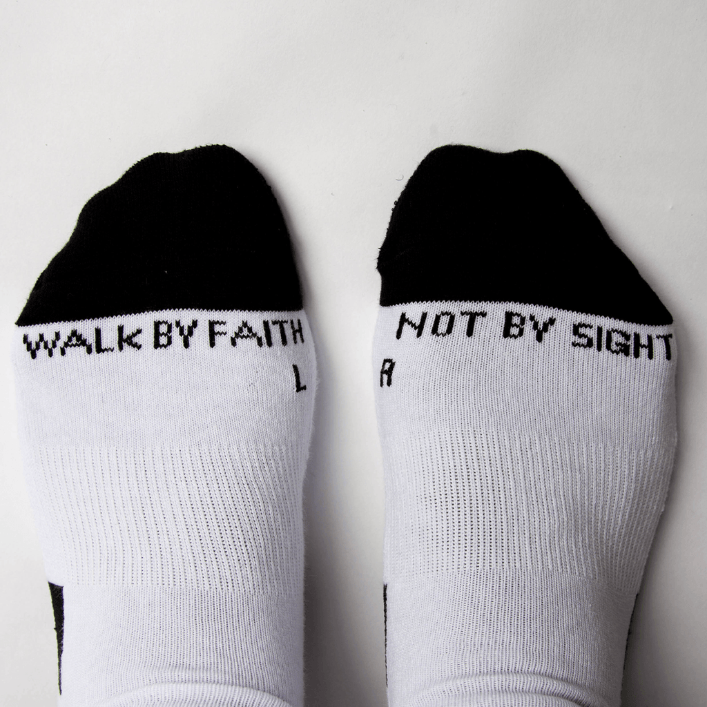WHITE/BLACK