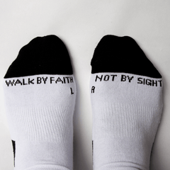 WHITE/BLACK